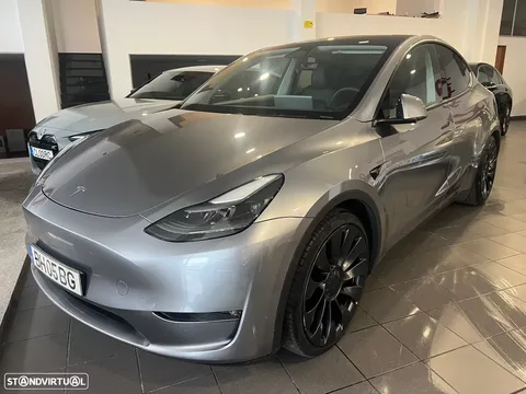 Tesla Model Y Performance Tração Integral