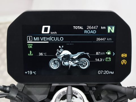 BMW F 900 R
