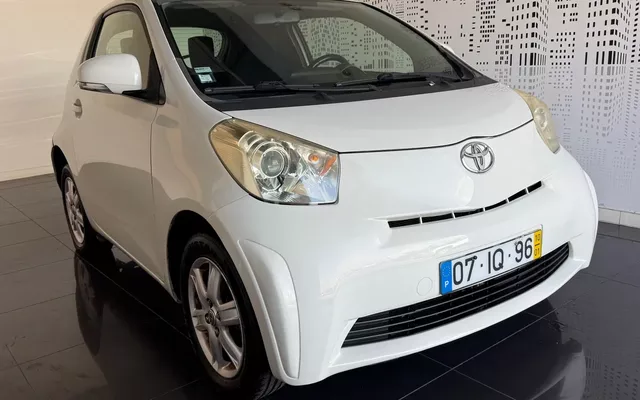 Toyota iQ 1.0 VVT-i