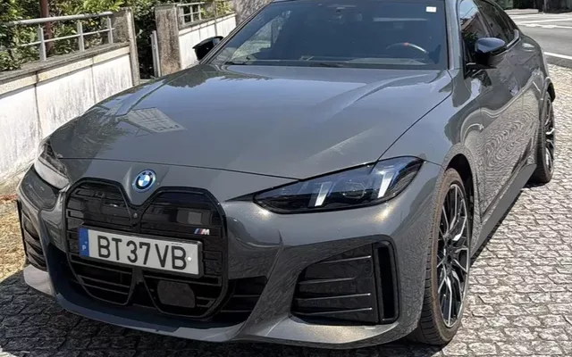 BMW i4 M50 Pack Desportivo M Pro