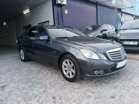 MERCEDES-BENZ Clase E E 220CDI BE Dynamic Edition Avantgarde - 9900€ en Cordoba