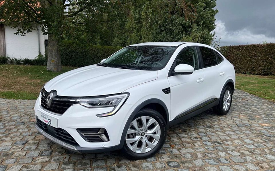 Renault Arkana E-TECH 1.6i/1eignr/77400km/Carplay/Cruise/Camera/Led/Clima...