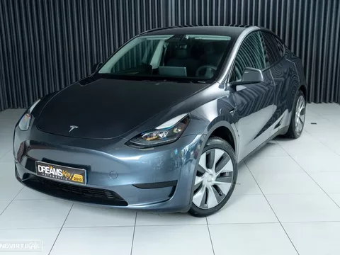 Tesla Model Y Standard RWD