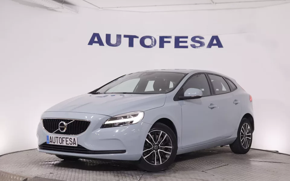 Volvo V40 2.0 T2 MOMENTUM AUTO 122CV 5P # IVA DEDUCIBLE,NAVY,CAMARA TRASERA
