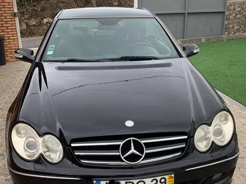Mercedes-Benz CLK 320