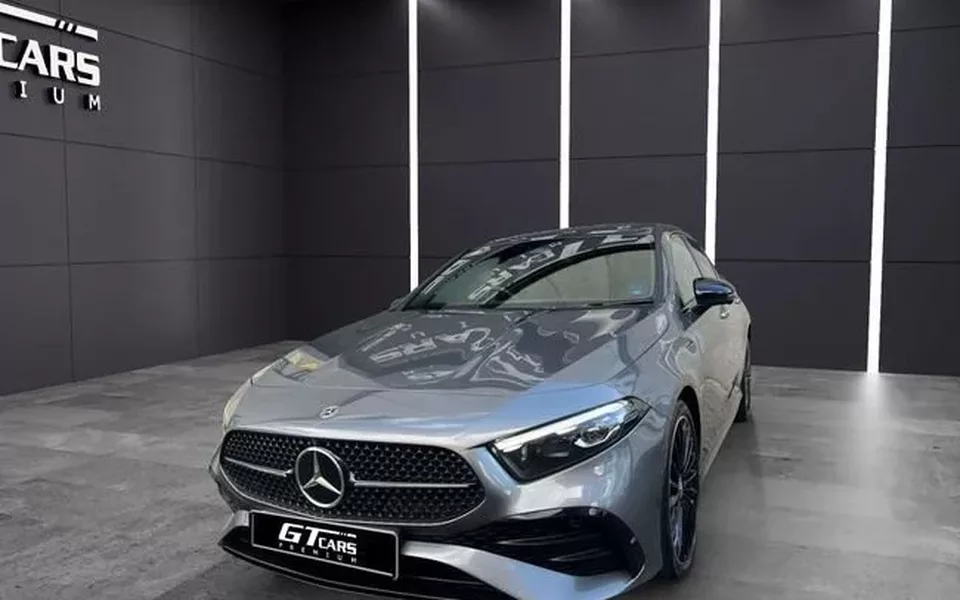 MERCEDES-BENZ Clase A 250e AMG
