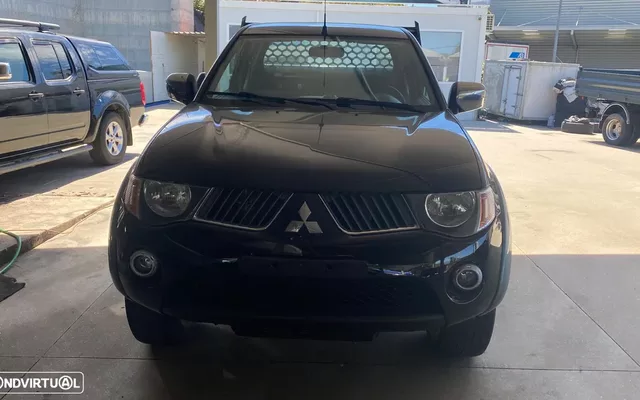 Mitsubishi L200 Pick Up 4x4 Intense Club Cab