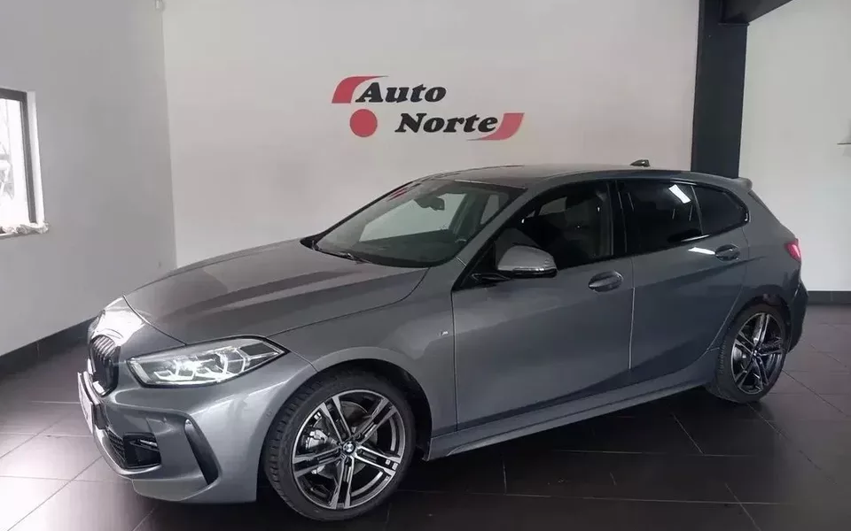 BMW 116 d Pack Desportivo M Auto