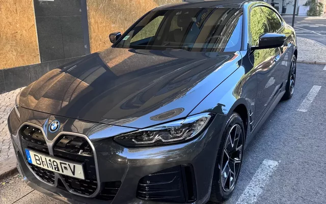 BMW i4 eDrive35 Pack Desportivo M