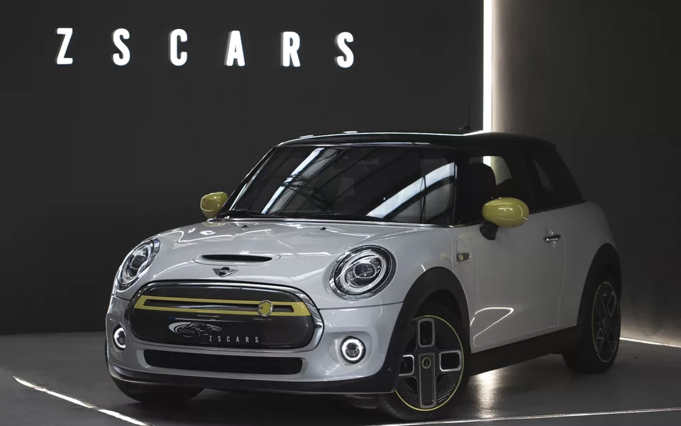 MINI 3 Portas Cooper SE