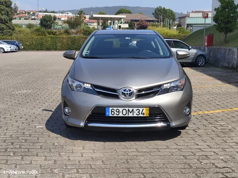 Toyota Auris 1.33 VVT-i Comfort+J16