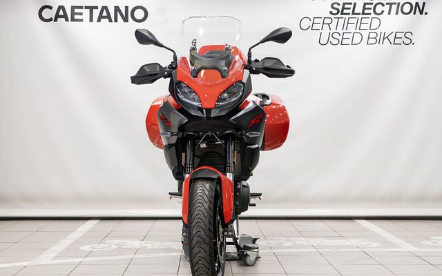 BMW Motorrad F 900 XR ROJO