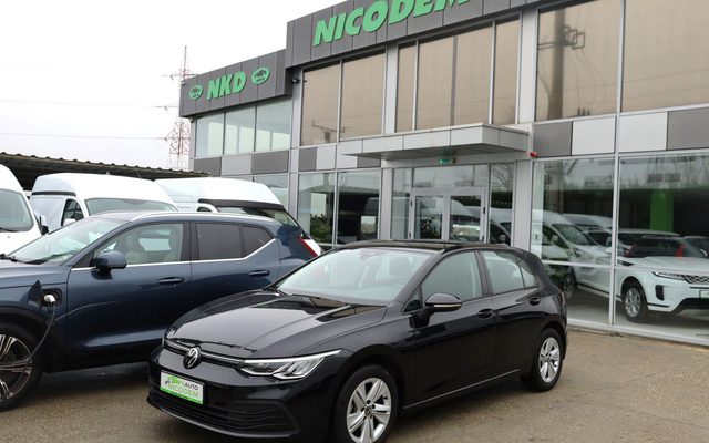 Volkswagen Golf 2023