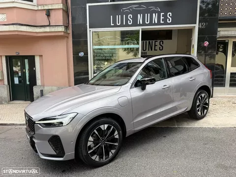 Volvo XC 60 T6 AWD Recharge Plus Black Edition