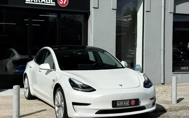 Tesla Model 3 Standard RWD Plus