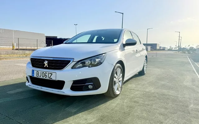 Peugeot 308 BlueHDi 130 Black Edition
