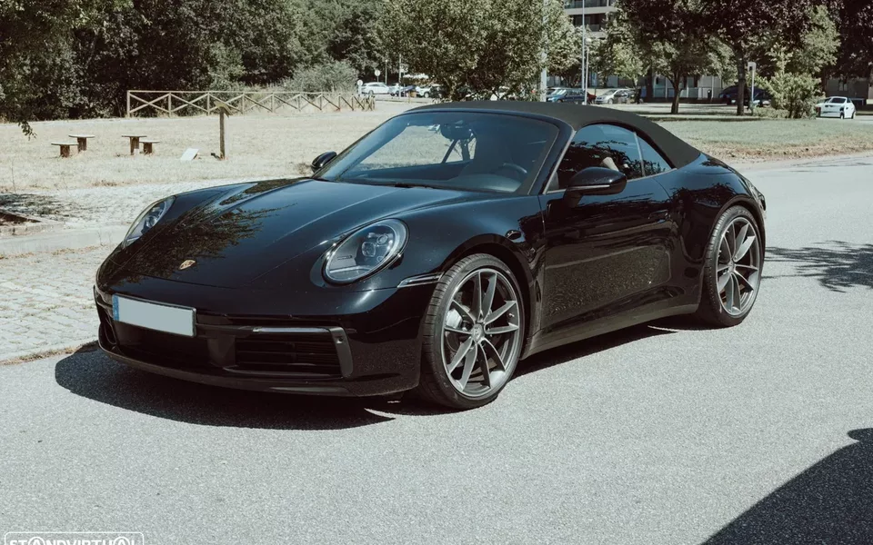 Porsche 911 (992) Carrera 4 PDK