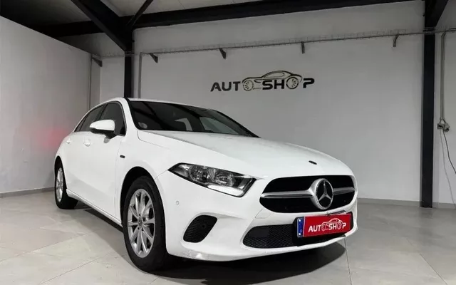 Mercedes-Benz A 250 e Style Plus
