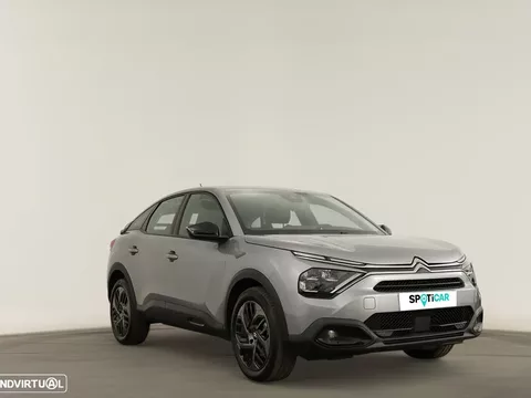 Citroën C4 1.2 PureTech Plus EAT8