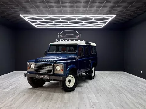 LAND-ROVER Defender 110 2.5TD5 SW SE