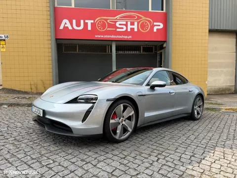 Porsche Taycan 4S Bateria Performance Plus