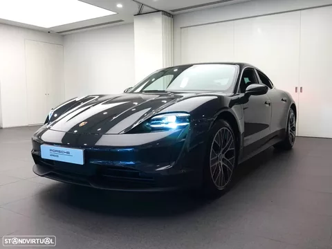Porsche Taycan 4S