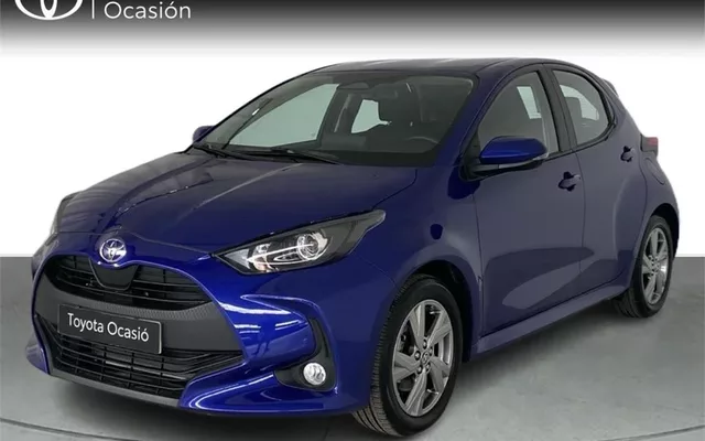 TOYOTA Yaris YARIS ACTIVE PLUS