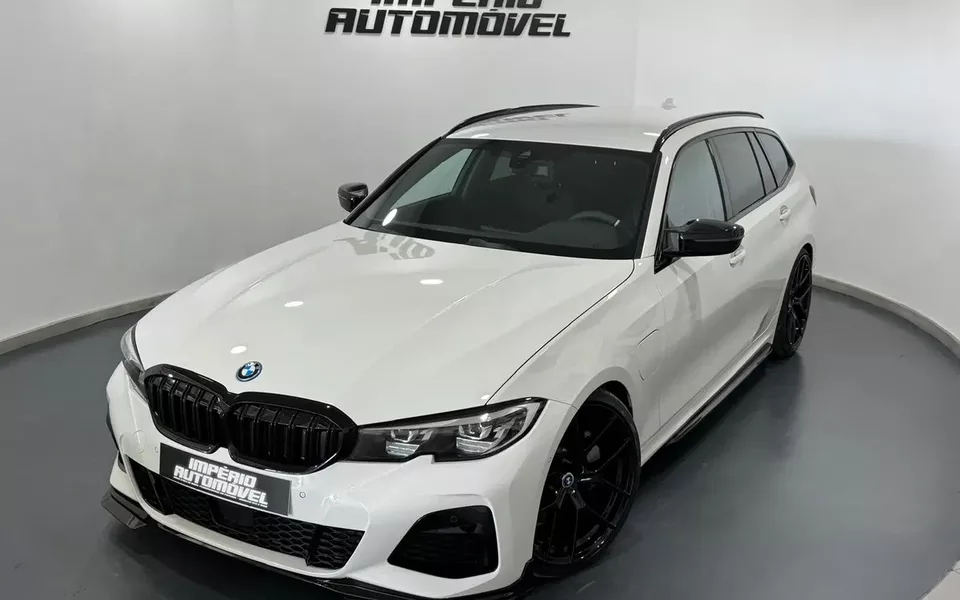 BMW 330 e Pack M Auto