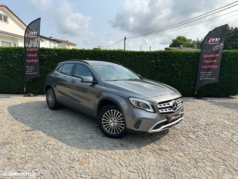 Mercedes-Benz GLA 200 d 7G-DCT Urban