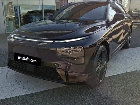 XPENG G9 Performance