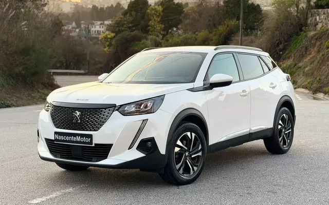 Peugeot 2008 1.2 PureTech Allure Pack EAT8