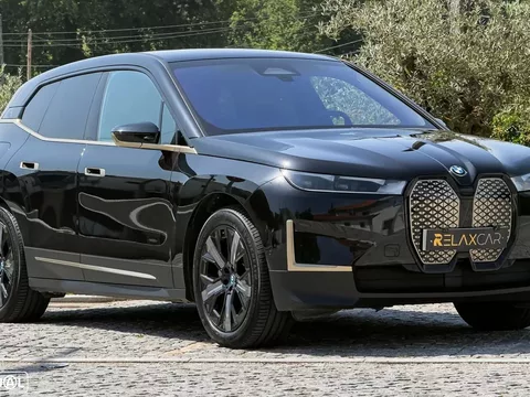 BMW iX xDrive 40