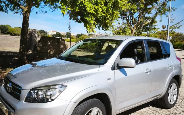 Toyota RAV4 2.2 D-4D X NAVI