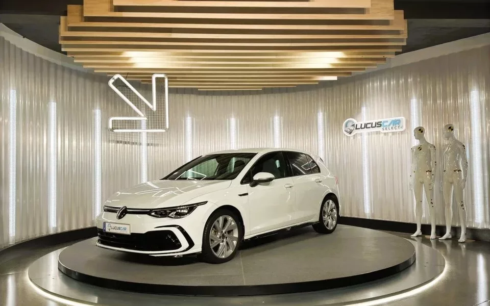 VOLKSWAGEN Golf Golf 2.0TDI R-Line DSG 110kW - 30900€ en Lugo