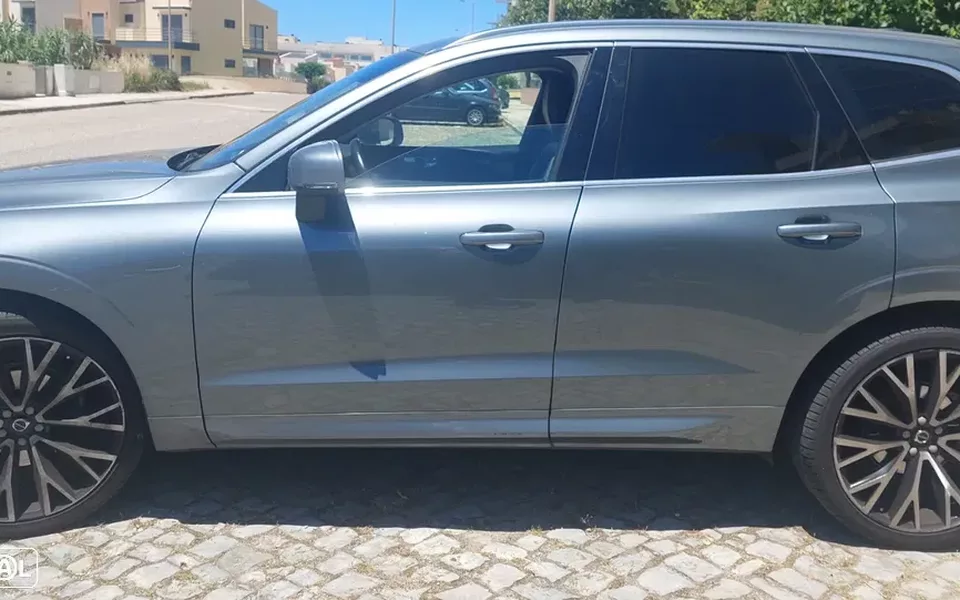 Volvo XC 60 2.0 D4 R-Design AWD Geartronic