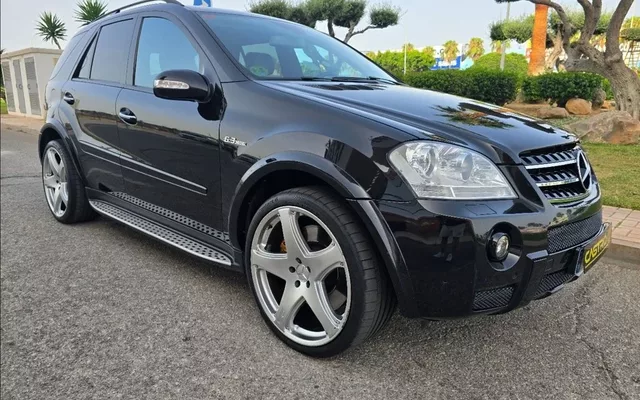 MERCEDES-BENZ Clase M ML 63 AMG Aut.