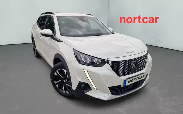 Peugeot e-2008 50 kWh Allure Pack