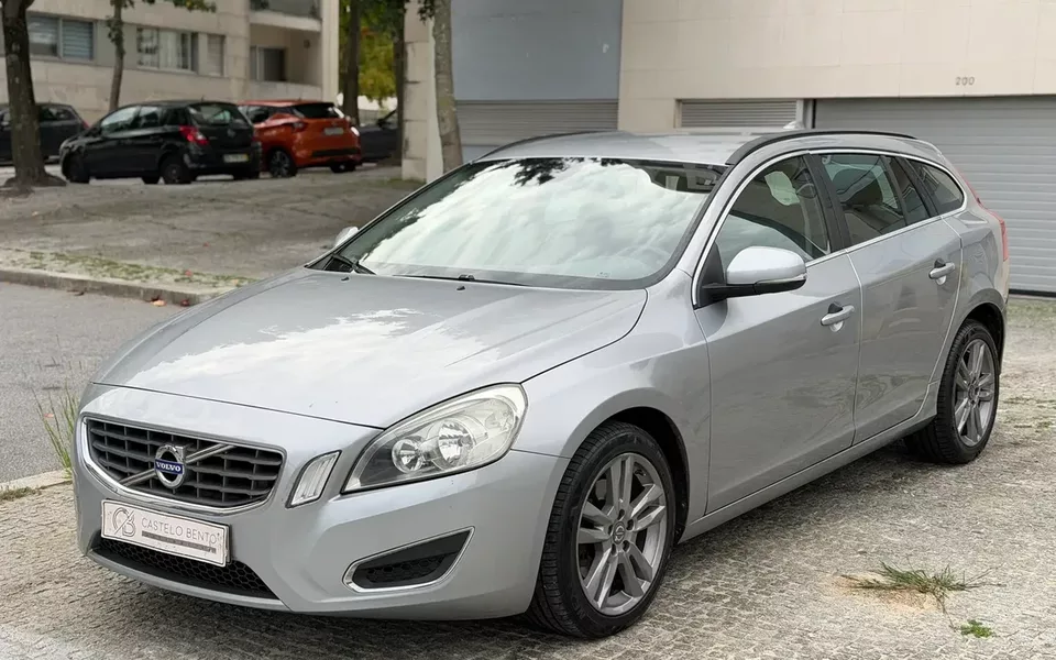 Volvo V60 1.6 D2 Drive Momentum Start/Stop