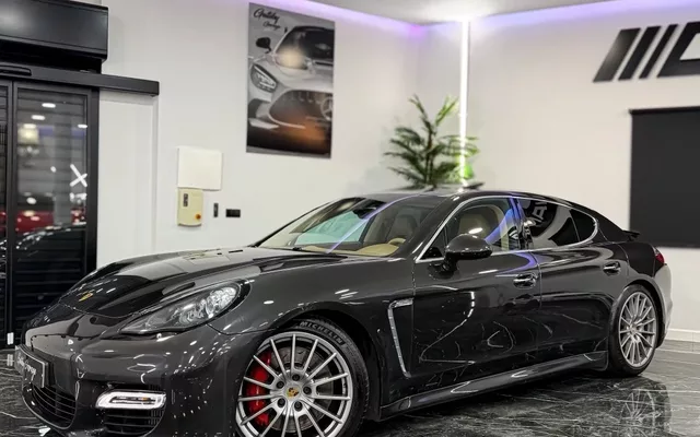 PORSCHE Panamera Panamera Turbo Aut.