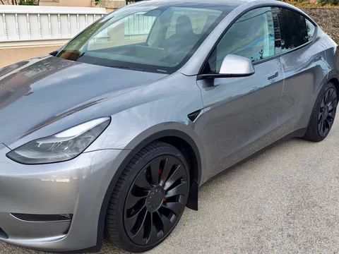 Tesla Model Y Performance Tração Integral