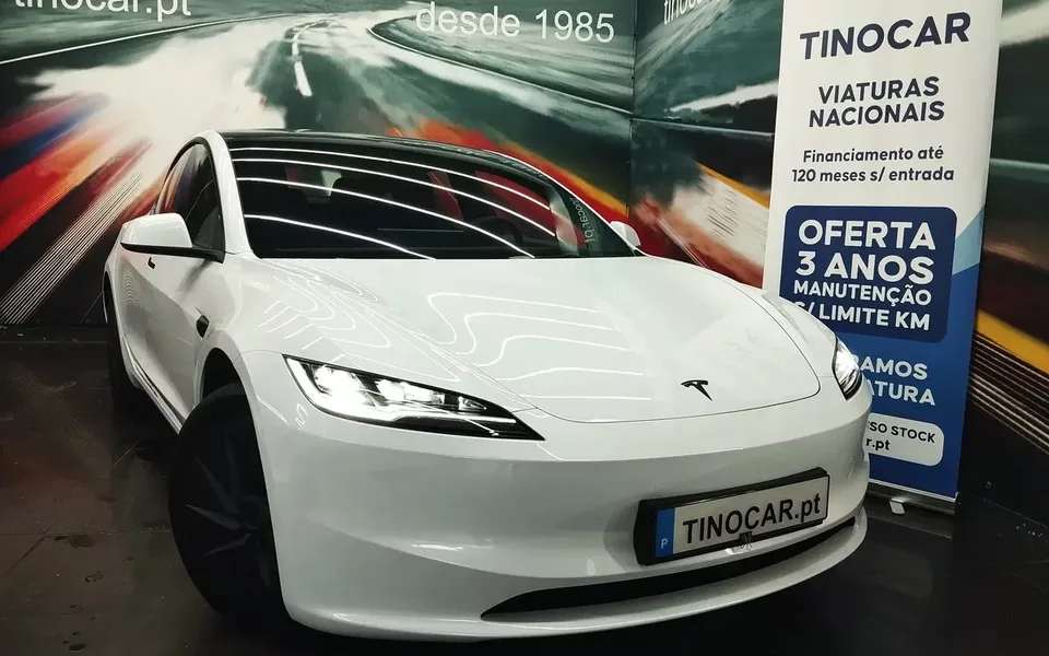 Tesla Model 3 Tração Traseira