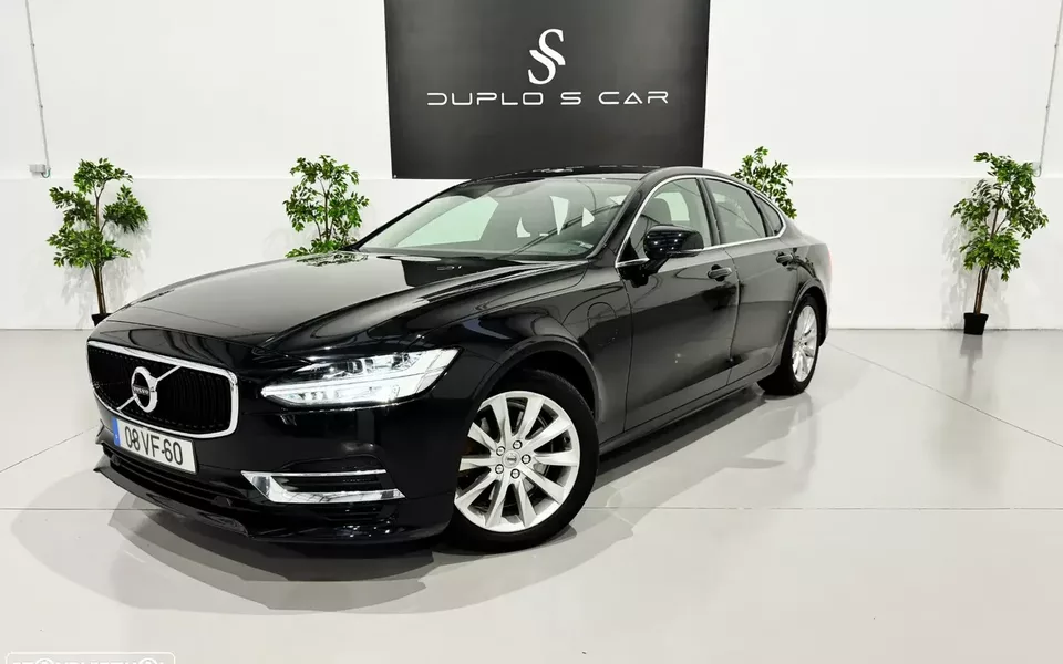 Volvo S90 2.0 T8 Momentum AWD Geartronic