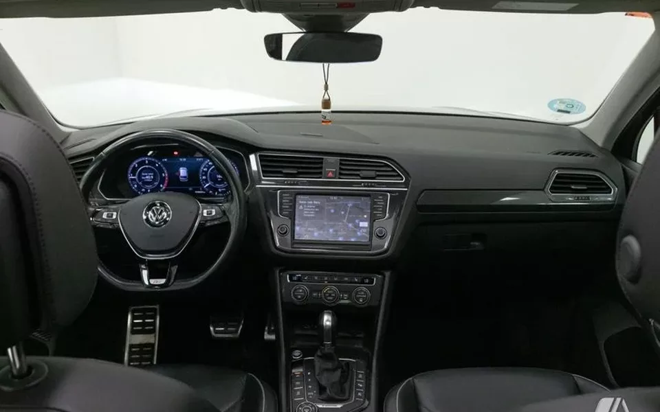 VOLKSWAGEN Tiguan Tiguan 2.0TDI Sport 4Motion DSG 176kW