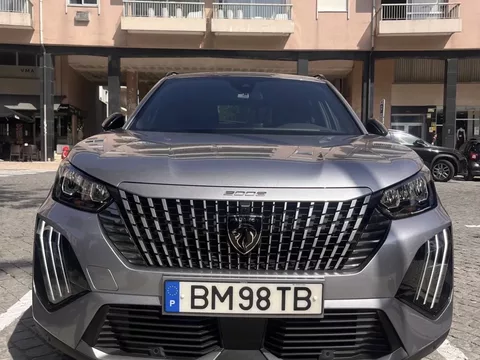 Peugeot 2008 1.2 PureTech Allure Pack