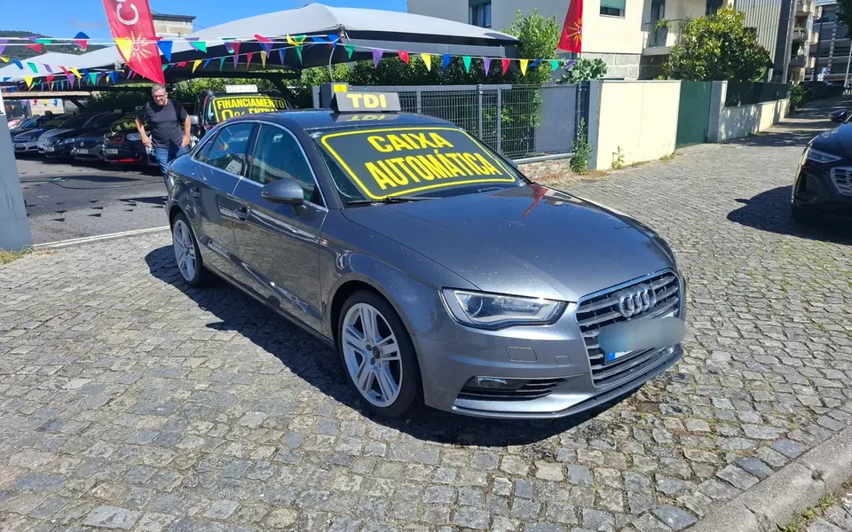 Audi A3 Limousine 1.6 TDI Sport S tronic