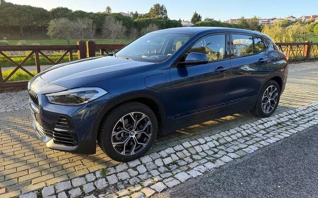 BMW X2 xDrive25e Advantage