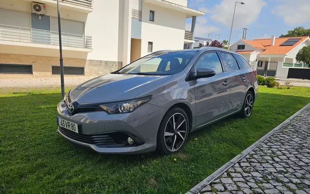 Toyota Auris Touring Sports 1.4 D-4D Comfort+Pack Sport