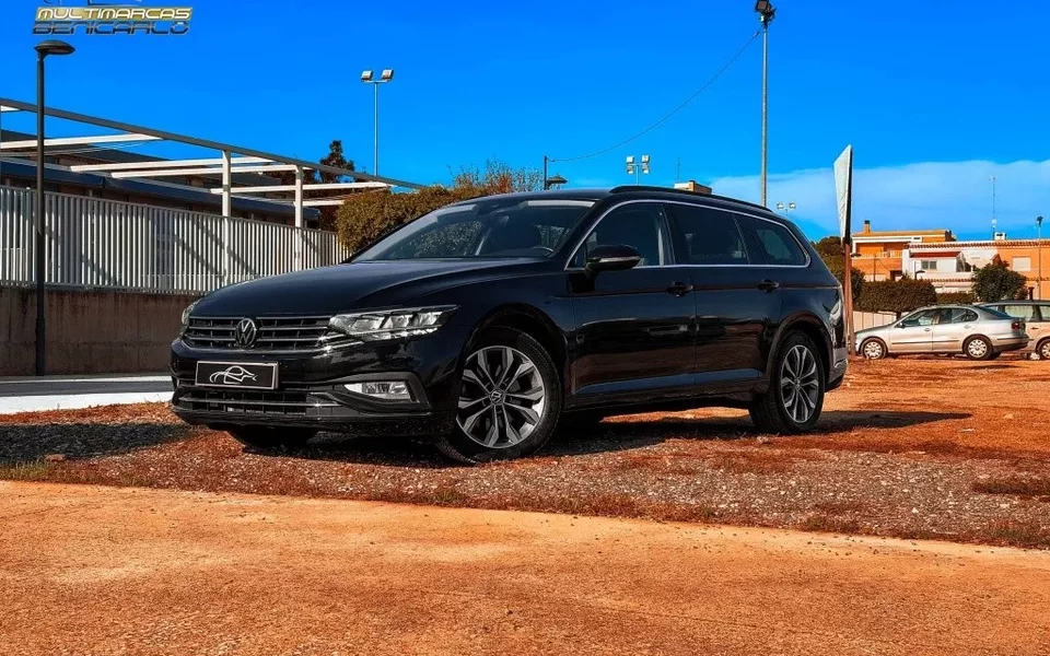 VOLKSWAGEN Passat Passat Variant 2.0TDI EVO Executive DGS7 110kW - 19500€ en Benicarlo