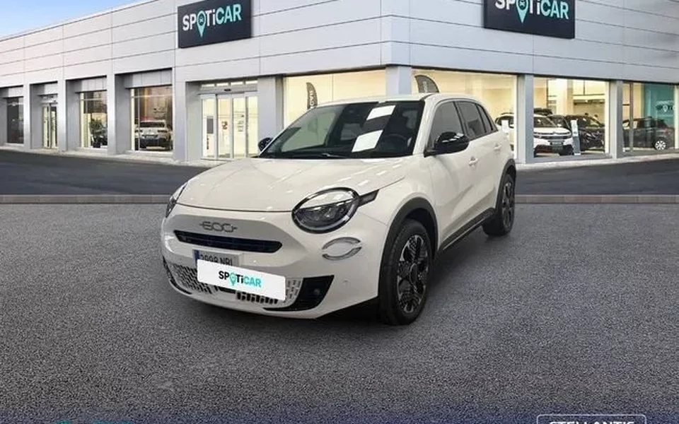 FIAT 600 MHEV 1.2 74kW (100CV) DDCT La prima