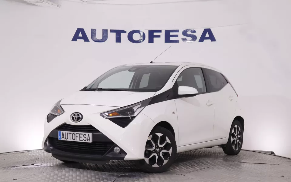 Toyota Aygo 1.0 XPLAY 72CV 5P # CAMARA TRASERA